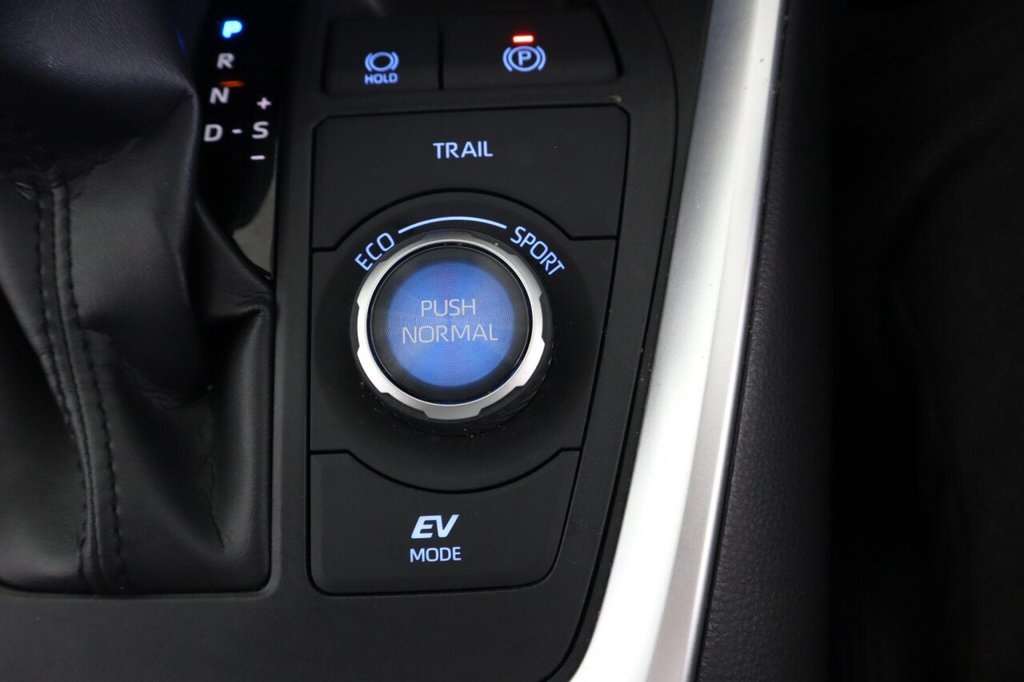 Used Toyota RAV4 2021 for sale - 77250700: Photo 24