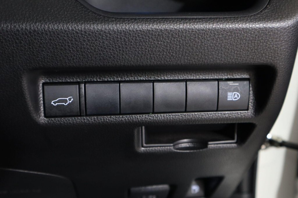 Used Toyota RAV4 2021 for sale - 77250700: Photo 26