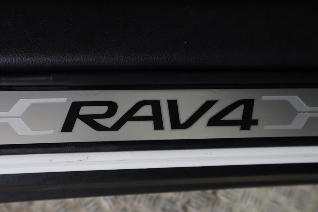 Used Toyota RAV4 2021 for sale - 77250700: Photo 48