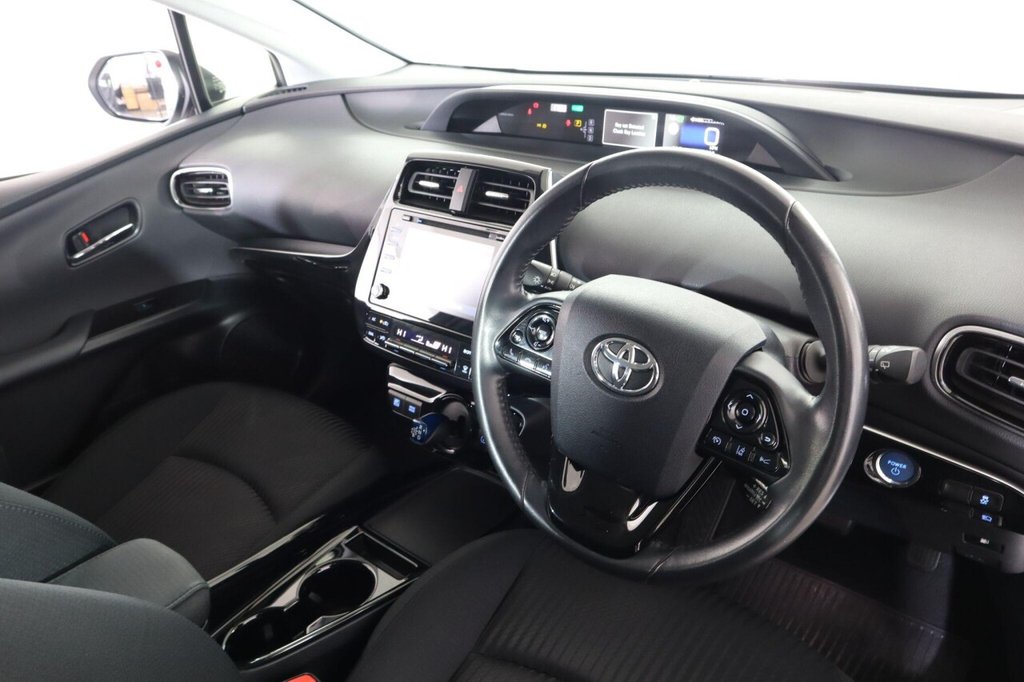 Used Toyota Prius 2022 for sale - 76698762: Photo 12