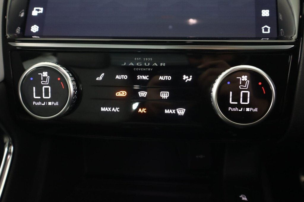 Used Jaguar E-Pace 2022 for sale - 76323408: Photo 37