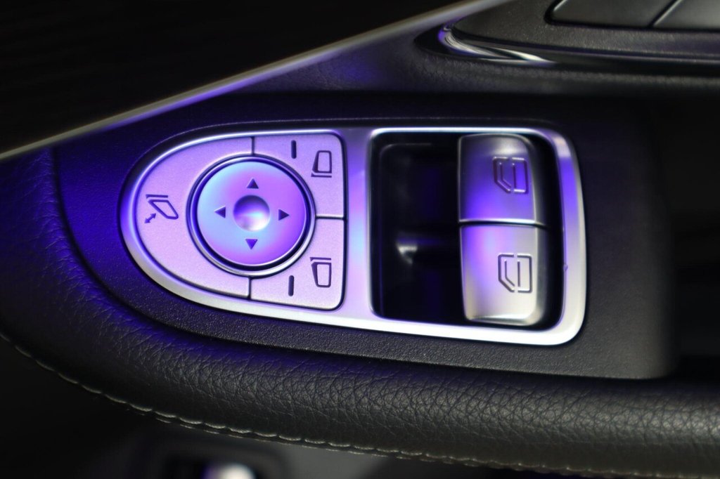 Used Mercedes-Benz C Class 2022 for sale - 77327891: Photo 30