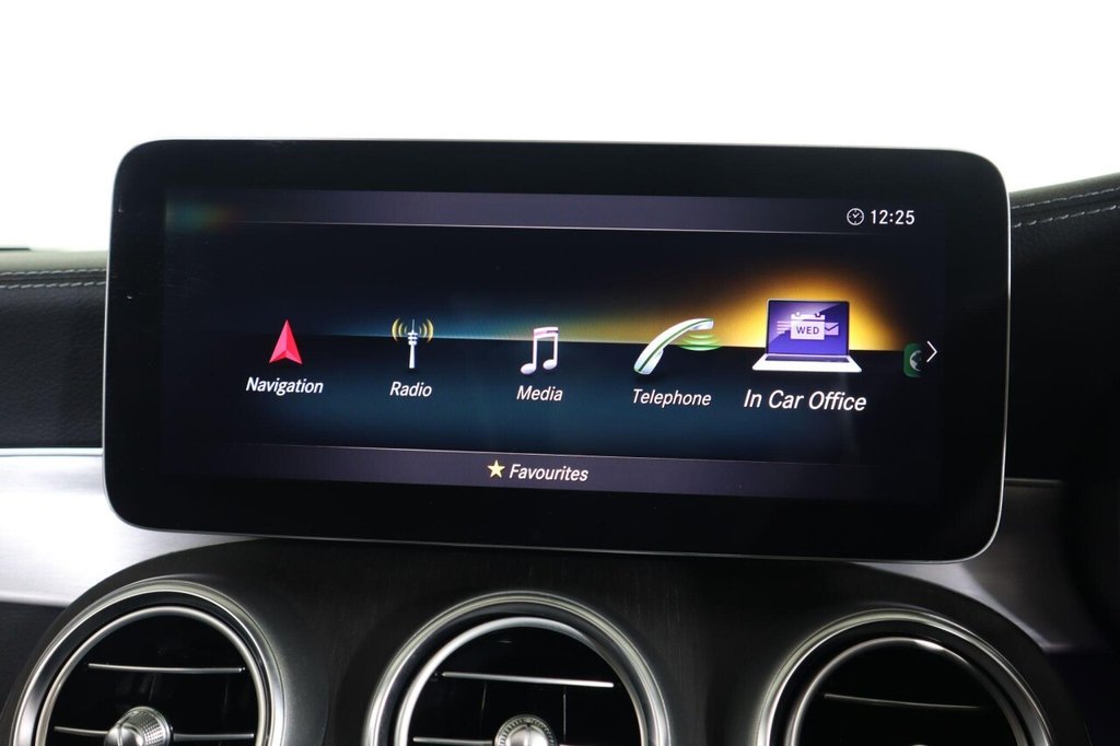 Used Mercedes-Benz C Class 2022 for sale - 77327891: Photo 43