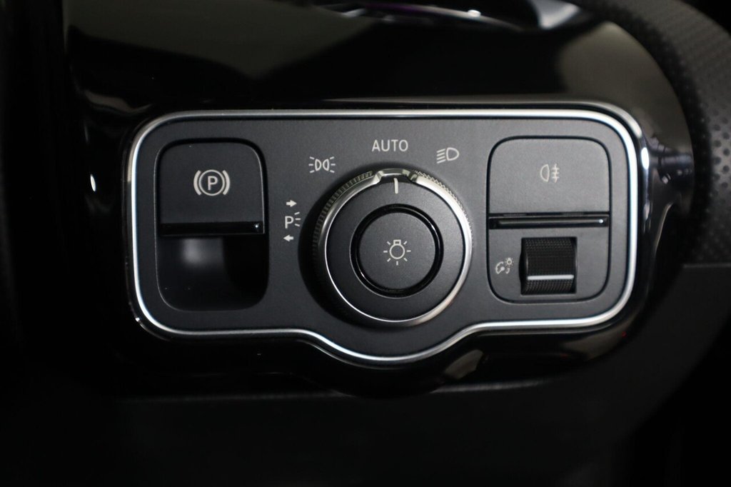 Used Mercedes-Benz CLA 2022 for sale - 76582830: Photo 24