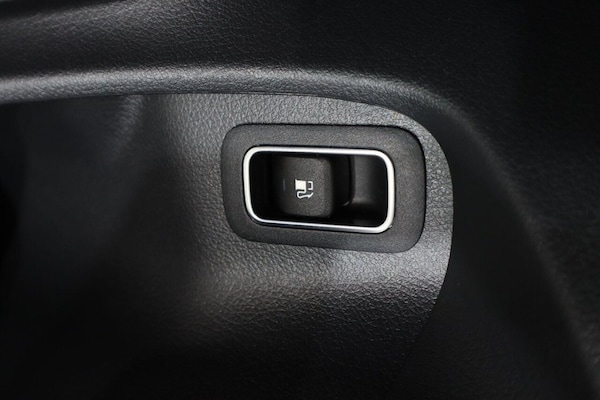 Used Mercedes-Benz CLA 2023 for sale - 76323659: Photo 23