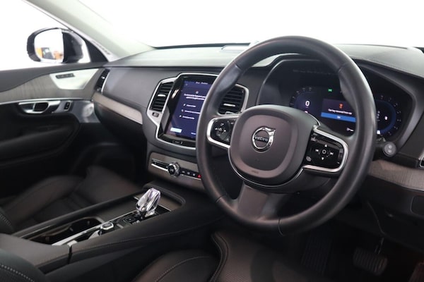 Used Volvo XC90 2023 for sale - 76267355: Photo 12