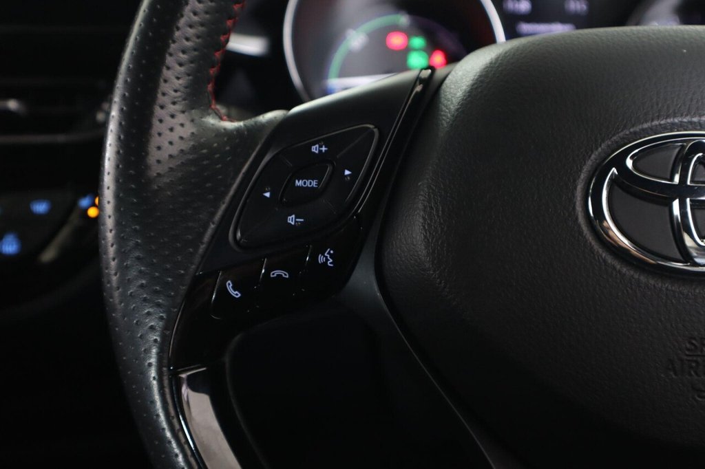 Used Toyota C-HR 2022 for sale - 76768700: Photo 19