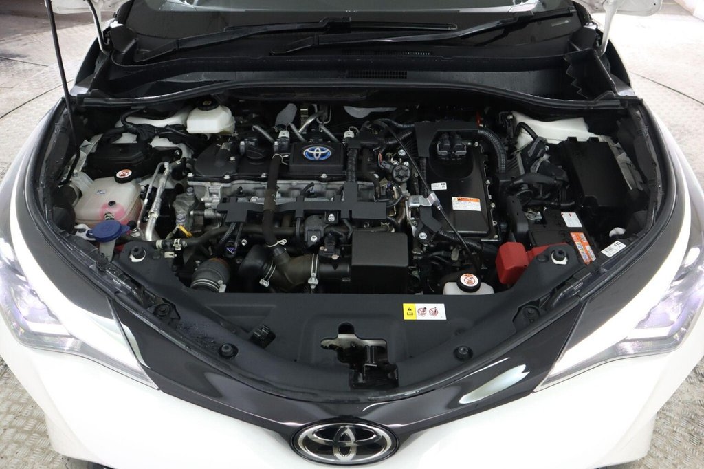 Used Toyota C-HR 2022 for sale - 76768700: Photo 30