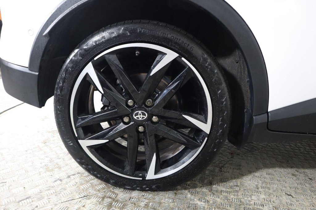 Used Toyota C-HR 2022 for sale - 76768700: Photo 32