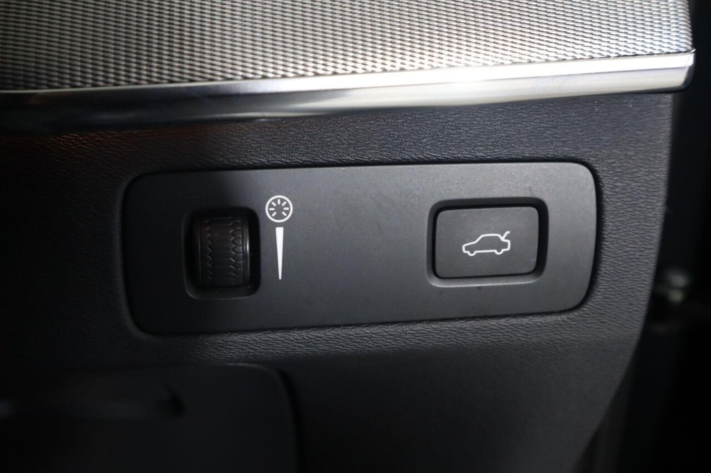 Used Volvo XC90 2021 for sale - 76698514: Photo 28