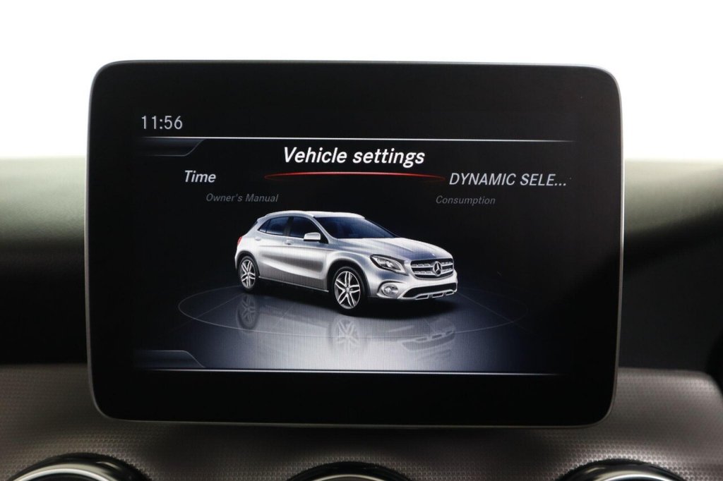Used Mercedes-Benz GLA 2018 for sale - 76105768: Photo 42