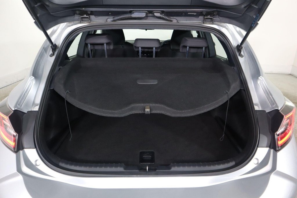 Used Toyota Corolla 2022 for sale - 76768610: Photo 42