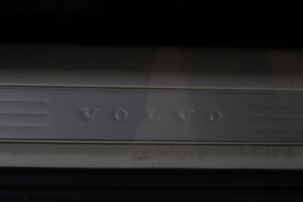 Used Volvo XC60 2024 for sale - 77673476: Photo 30