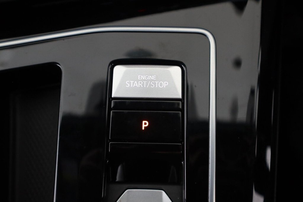 Used Volkswagen Golf 2023 for sale - 76582917: Photo 20