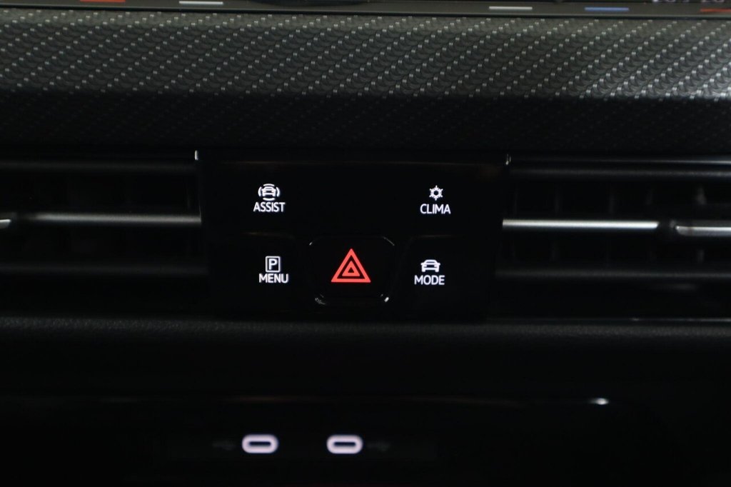 Used Volkswagen Golf 2023 for sale - 76582917: Photo 30