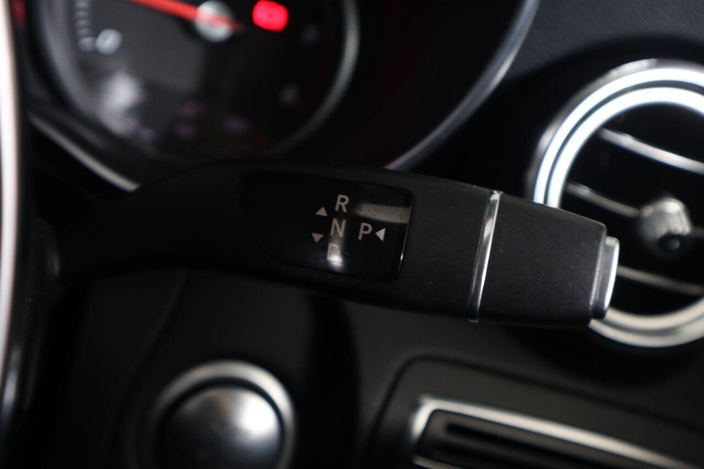 Used Mercedes-Benz GLC 2019 for sale - 77302730: Photo 19