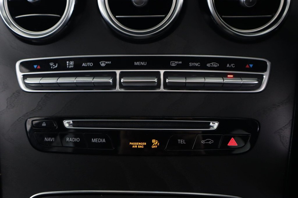 Used Mercedes-Benz GLC 2019 for sale - 77302730: Photo 23