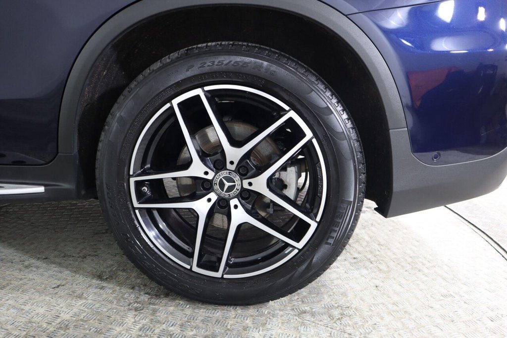 Used Mercedes-Benz GLC 2019 for sale - 77302730: Photo 35