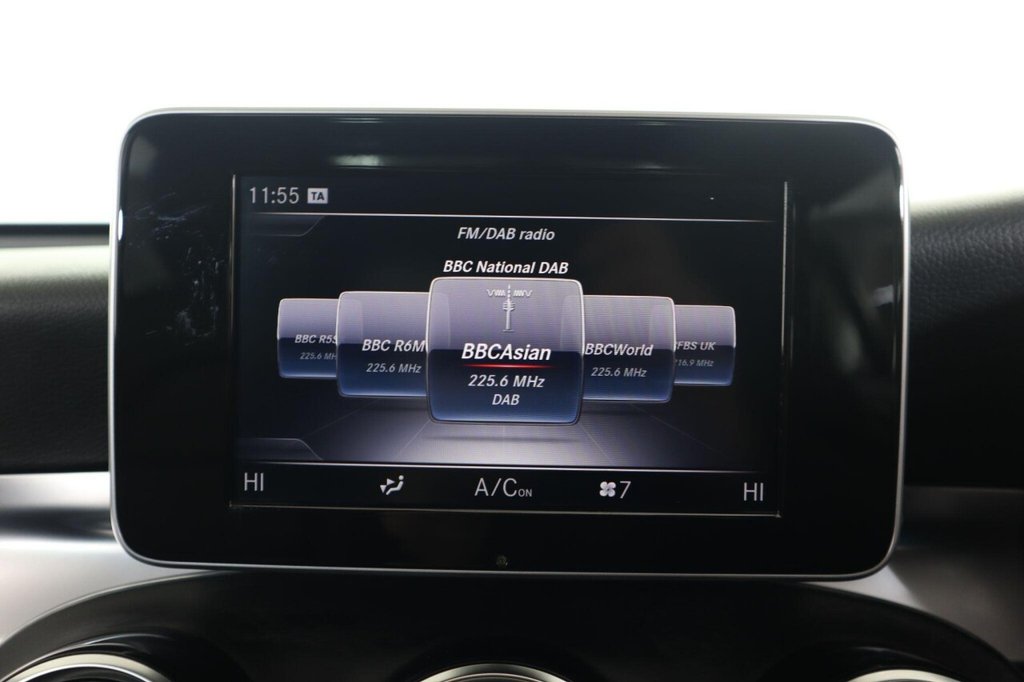 Used Mercedes-Benz GLC 2019 for sale - 77302730: Photo 36