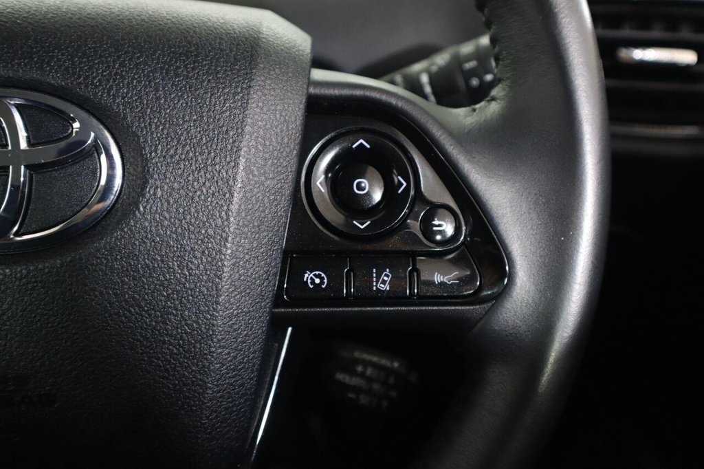Used Toyota Prius 2022 for sale - 76582776: Photo 17