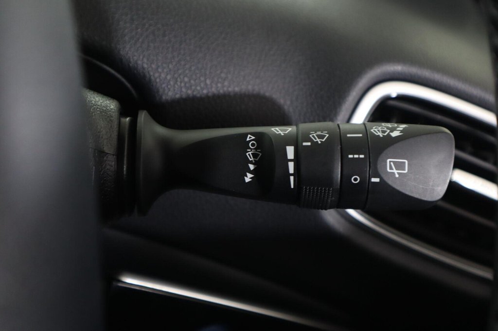 Used Toyota Prius 2022 for sale - 76582776: Photo 19