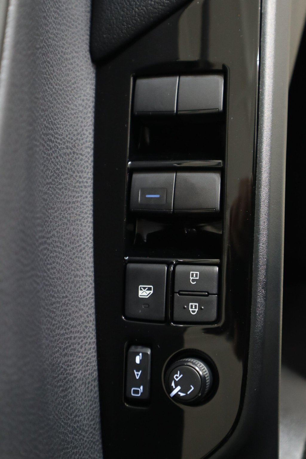 Used Toyota Prius 2022 for sale - 76582776: Photo 28