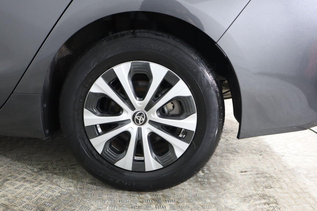 Used Toyota Prius 2022 for sale - 76582776: Photo 32