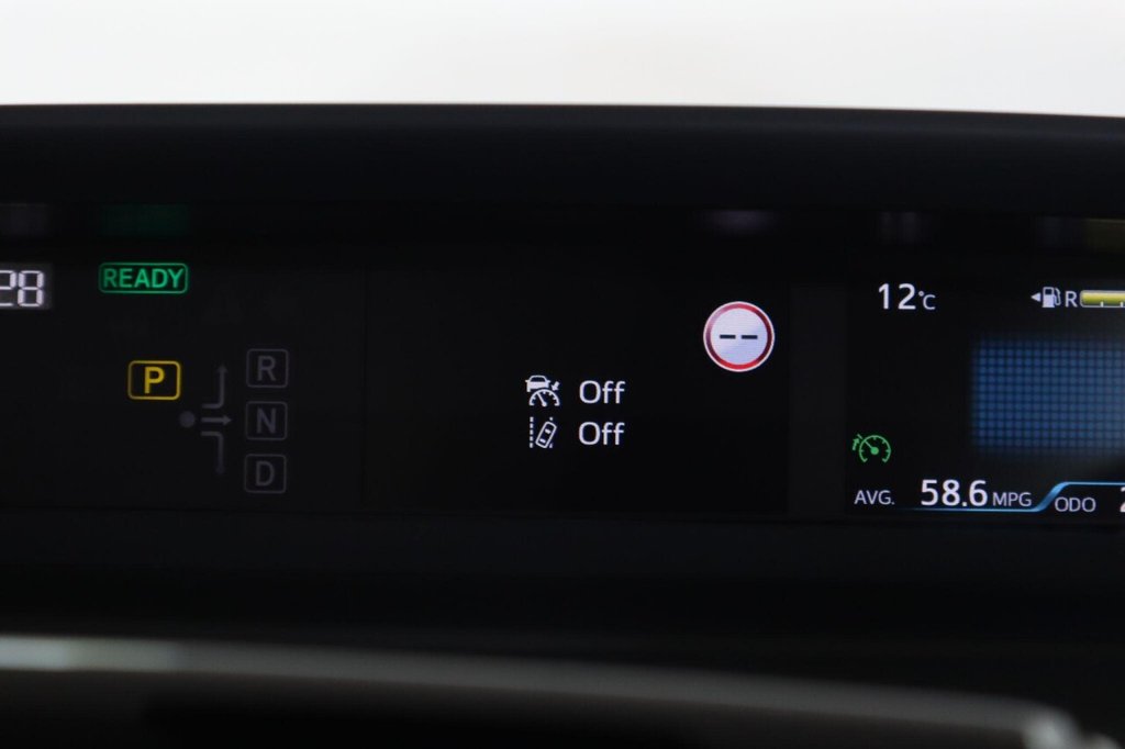 Used Toyota Prius 2022 for sale - 76582776: Photo 34