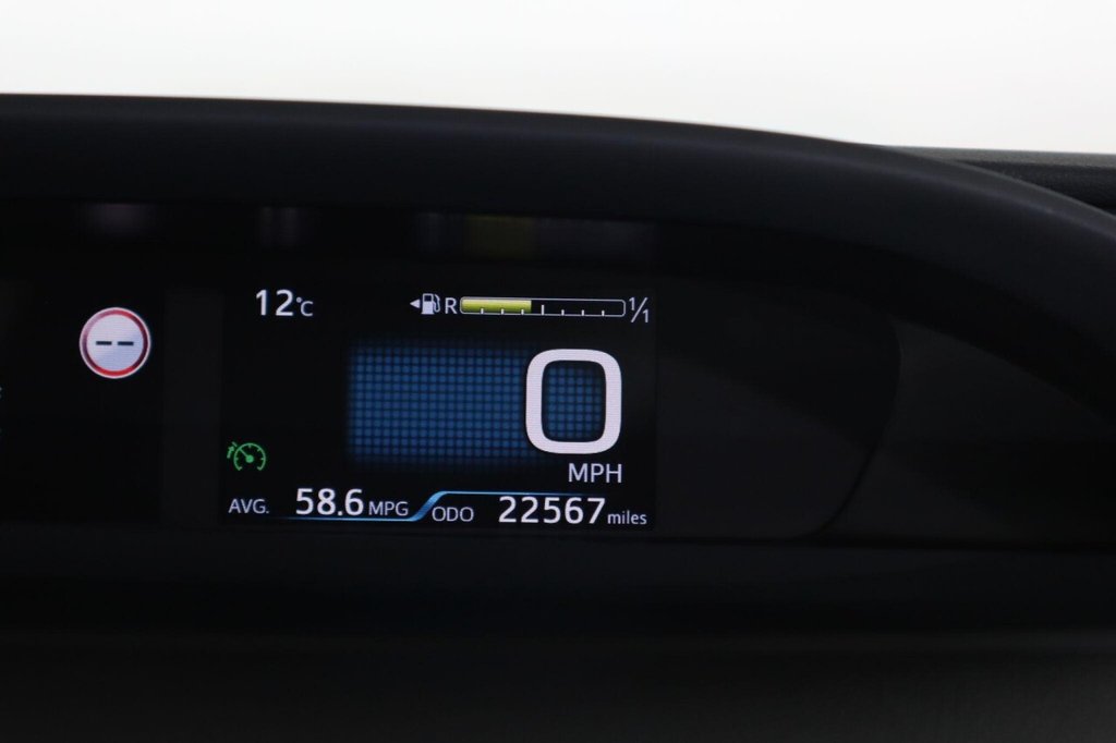 Used Toyota Prius 2022 for sale - 76582776: Photo 44