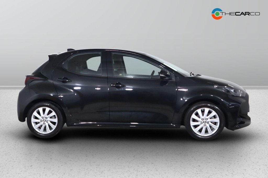 Used Toyota Yaris 2021 for sale - 76482520: Photo 10
