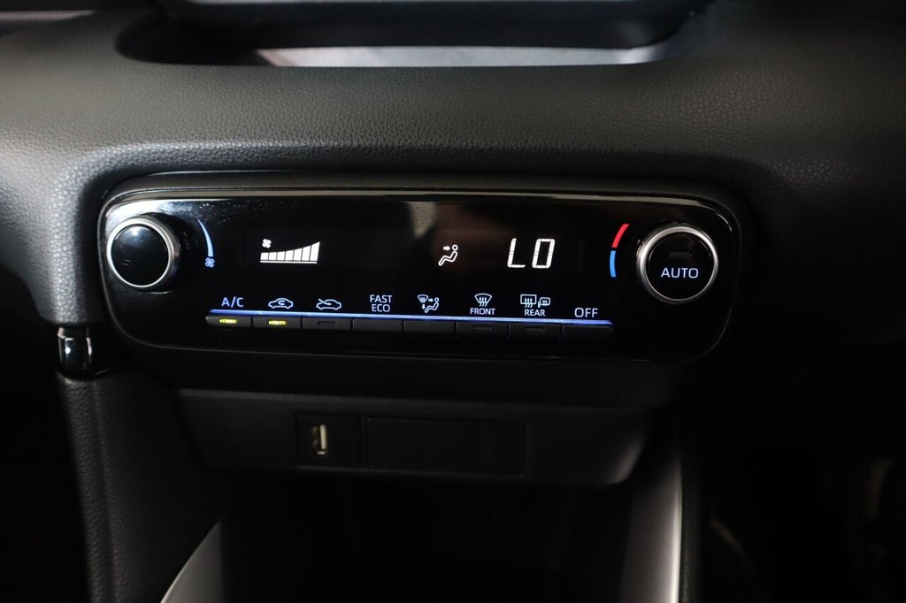 Used Toyota Yaris 2021 for sale - 76482520: Photo 21