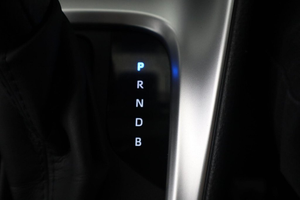 Used Toyota Yaris 2021 for sale - 76482520: Photo 22