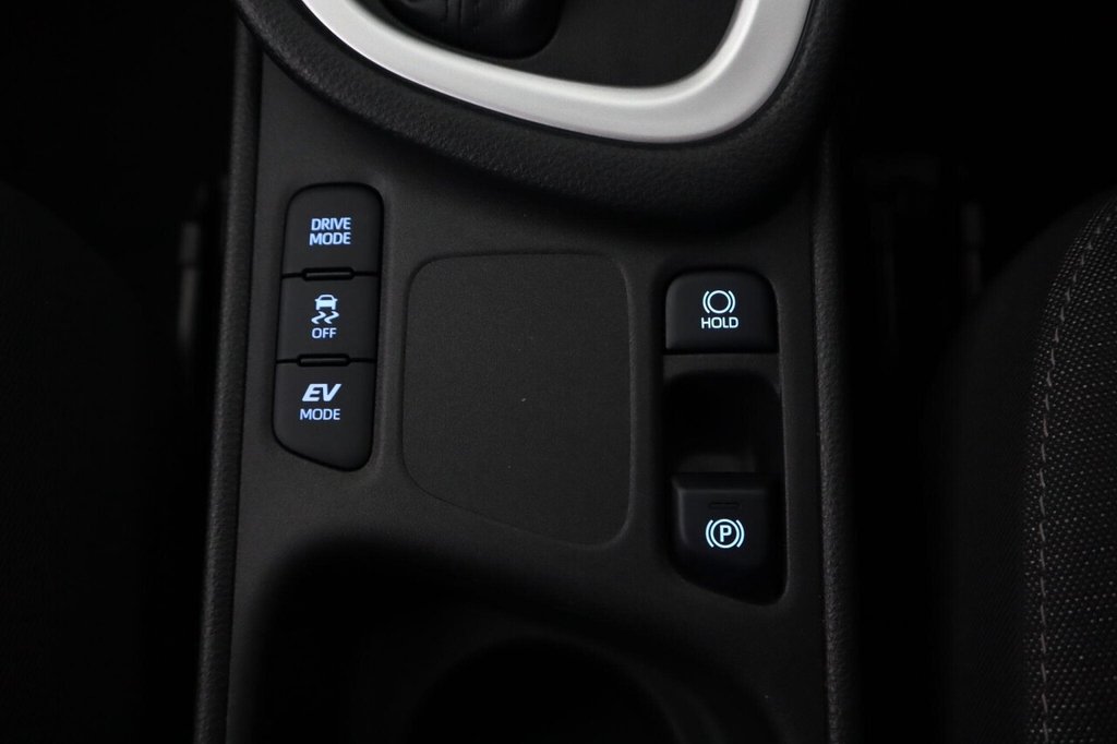 Used Toyota Yaris 2021 for sale - 76482520: Photo 23