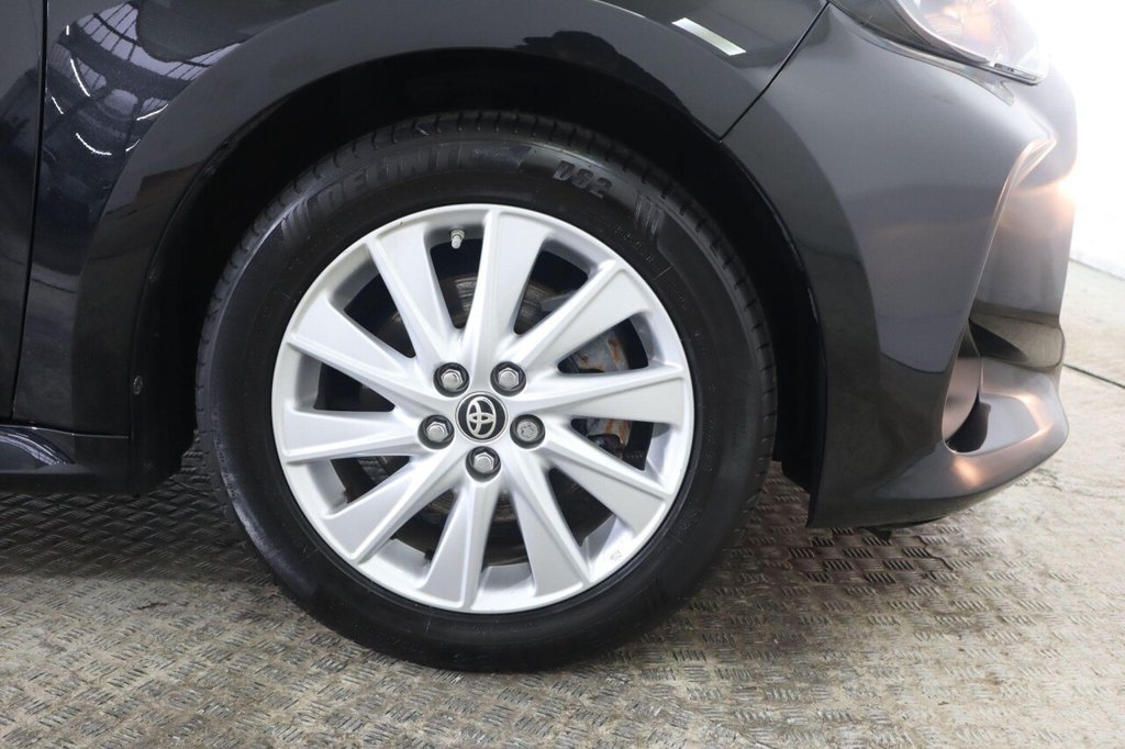 Used Toyota Yaris 2021 for sale - 76482520: Photo 27