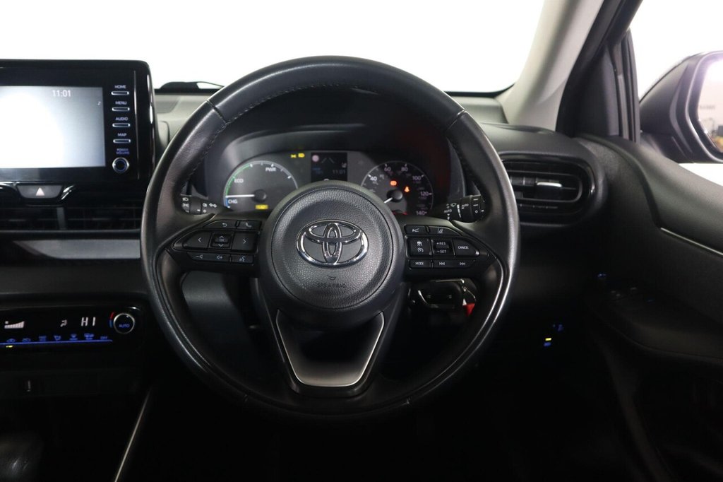 Used Toyota Yaris 2021 for sale - 76482520: Photo 40