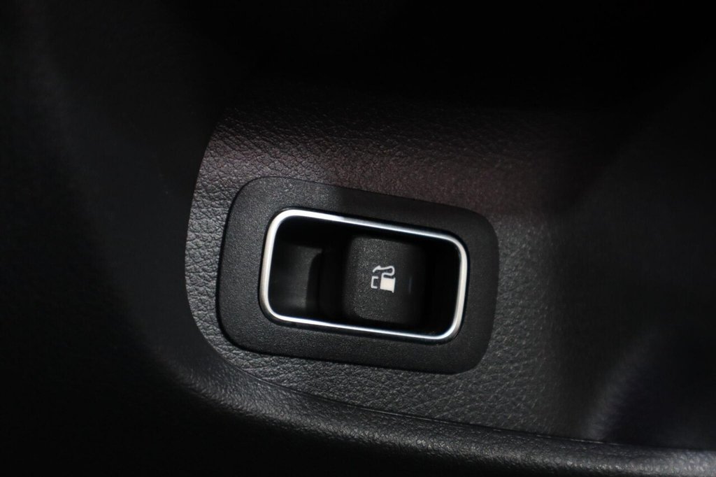 Used Mercedes-Benz CLA 2023 for sale - 76333757: Photo 24