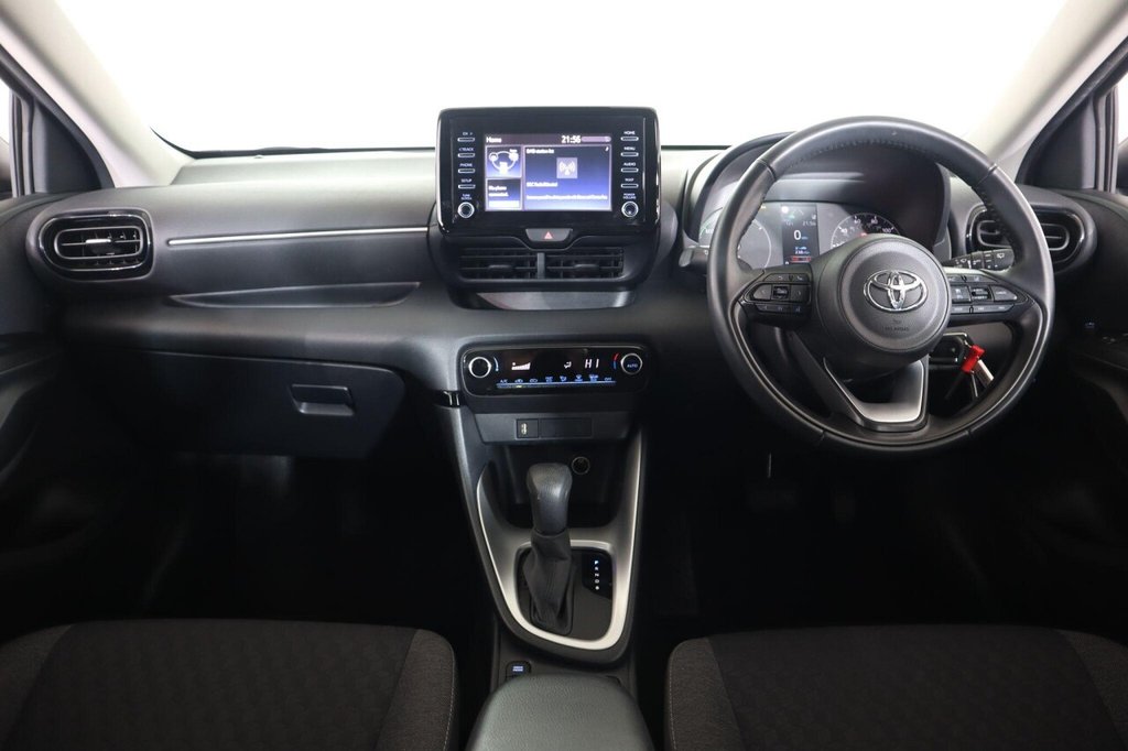 Used Toyota Yaris 2023 for sale - 76914792: Photo 12