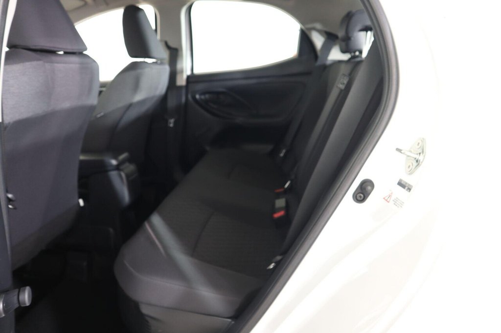 Used Toyota Yaris 2023 for sale - 76914792: Photo 17