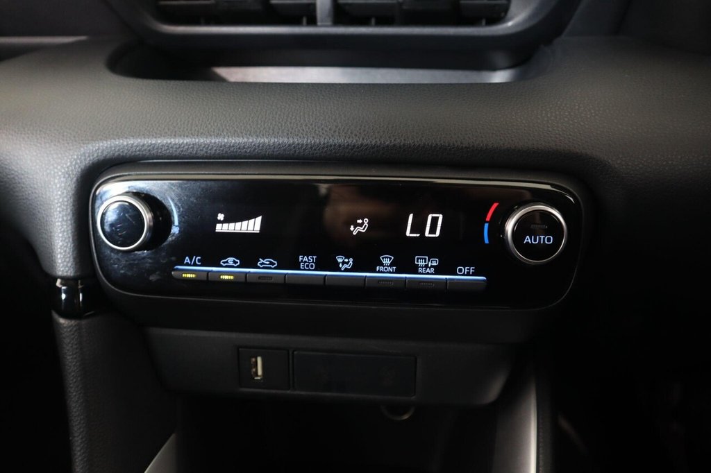 Used Toyota Yaris 2023 for sale - 76914792: Photo 22