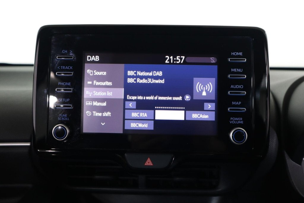 Used Toyota Yaris 2023 for sale - 76914792: Photo 32