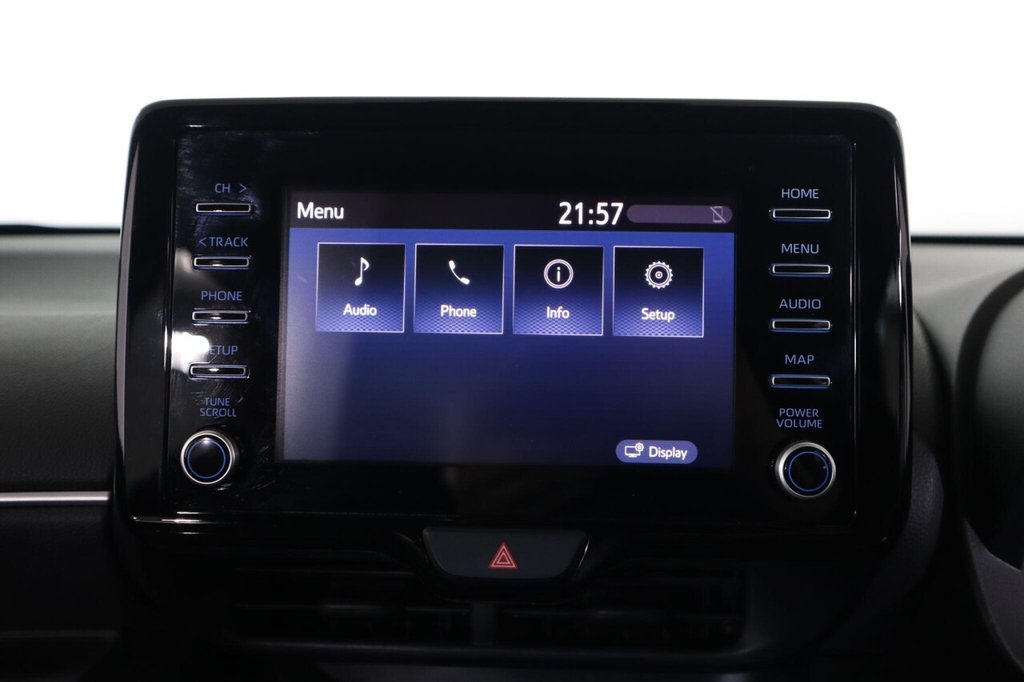 Used Toyota Yaris 2023 for sale - 76914792: Photo 37