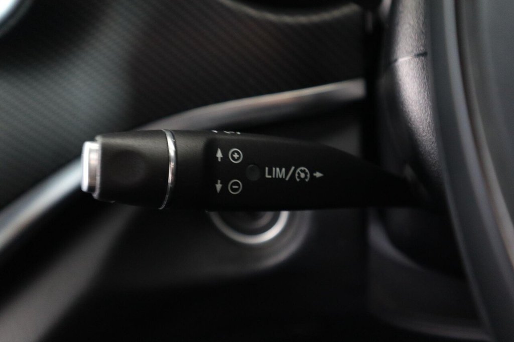 Used Mercedes-Benz V-Class 2019 for sale - 77341789: Photo 20