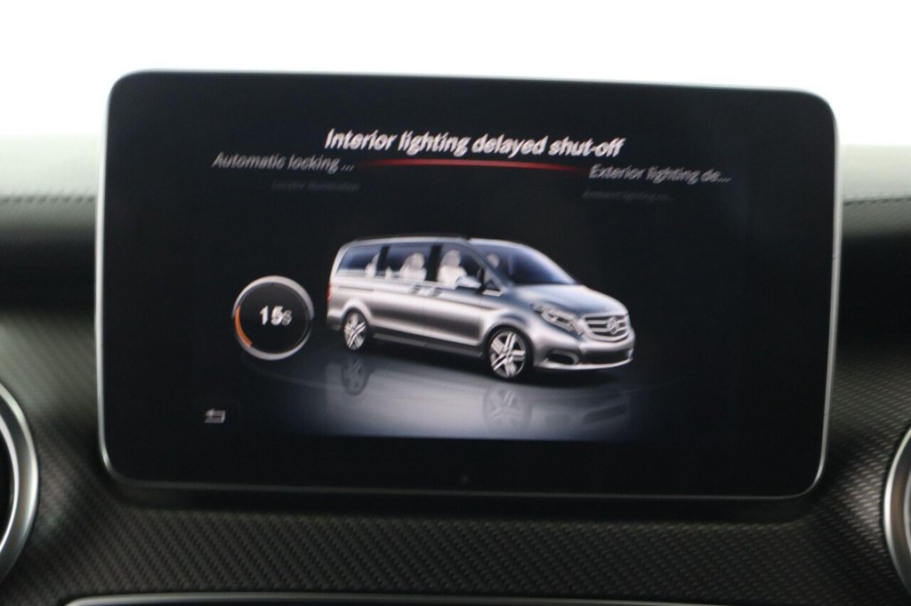 Used Mercedes-Benz V-Class 2019 for sale - 77341789: Photo 41