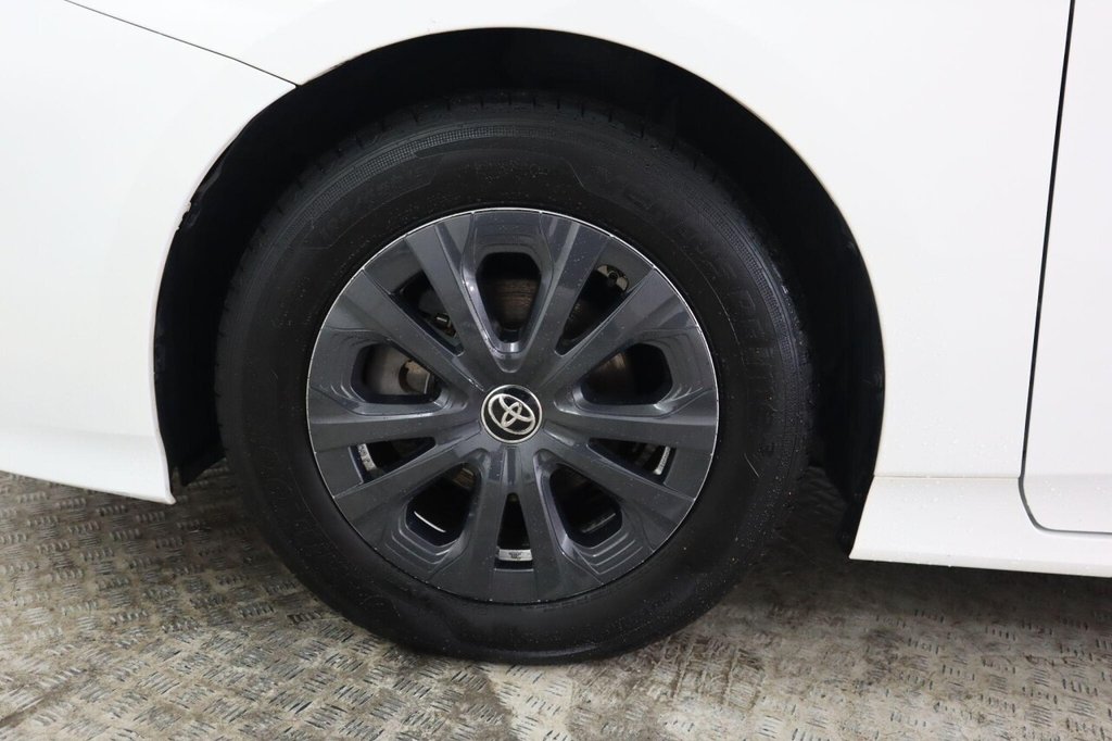 Used Toyota Prius 2021 for sale - 76439180: Photo 30