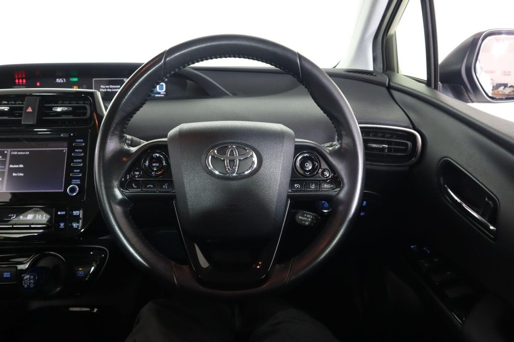 Used Toyota Prius 2021 for sale - 76439180: Photo 45