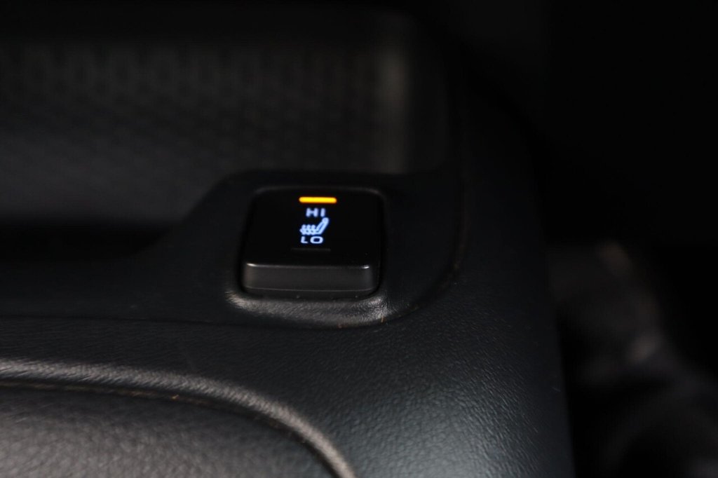 Used Toyota Corolla 2020 for sale - 76546884: Photo 25