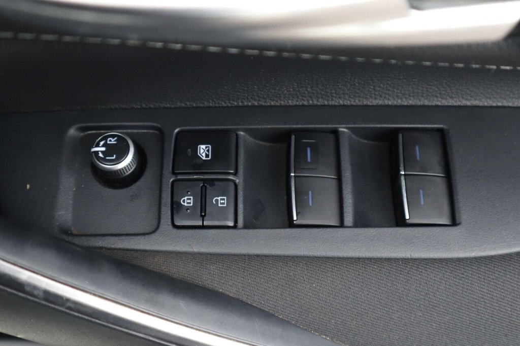 Used Toyota Corolla 2020 for sale - 76546884: Photo 27