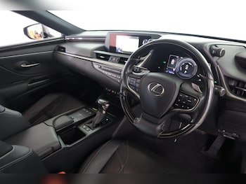 Used Lexus ES 2020 for sale - 79104057: Photo