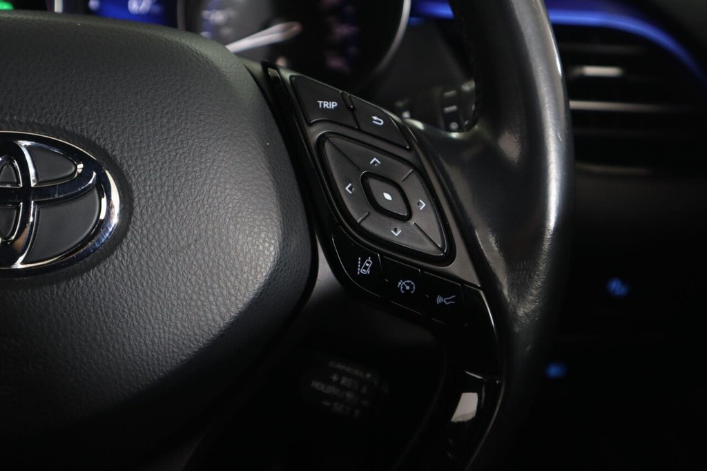 Used Toyota C-HR 2018 for sale - 77157794: Photo 17