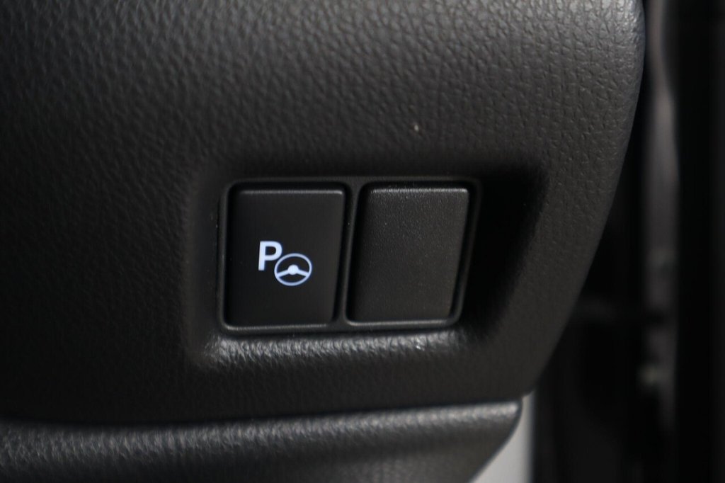 Used Toyota C-HR 2018 for sale - 77157794: Photo 24